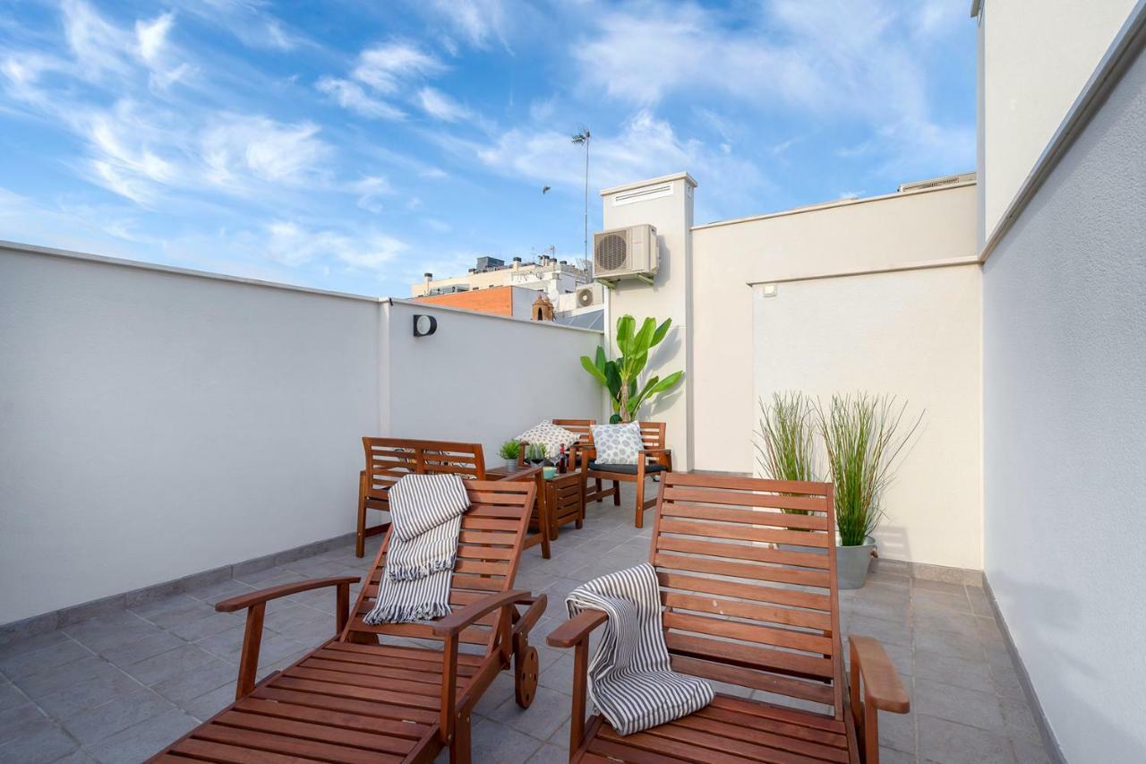 Apartamento Lujo Ancha Del Carmen Apartment Malaga Luaran gambar